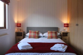 Luxury 3 bedroom lodge with free in lodge wifi